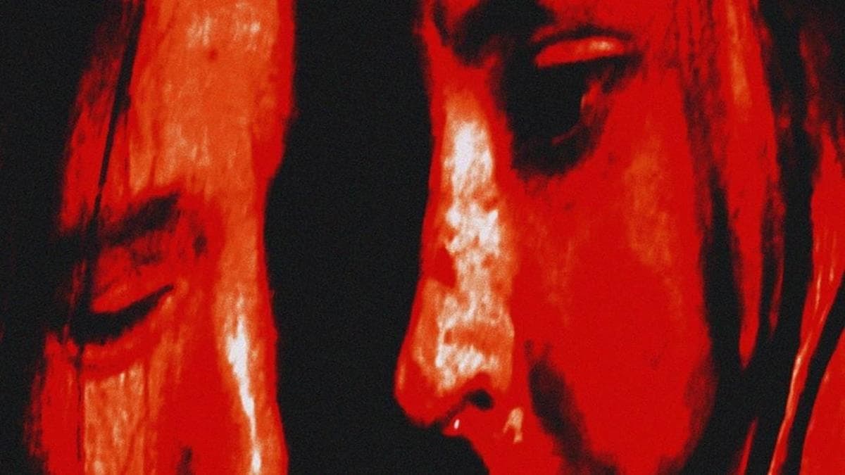 TRANSMISSIONS PRESENTS: Ginger Snaps ***VHS***