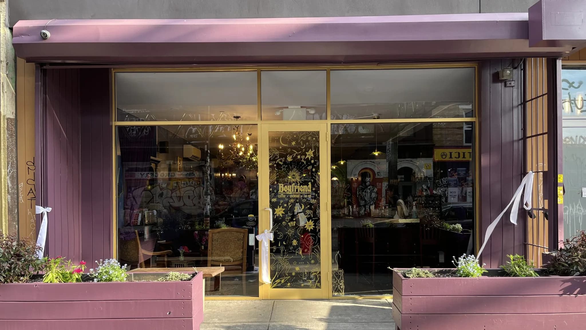 BOYFRIEND co-op café + bar